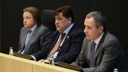 Вячеслав Гладков рассказал о планах поставки 25 автомобилей для реализации выездной торговли 