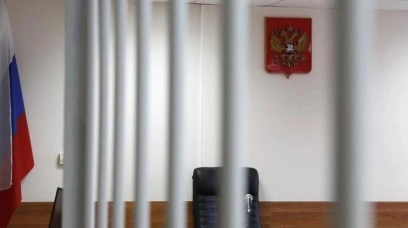 Мужчина отправлен на скамью подсудимых за умышленное повреждение чужого имущества