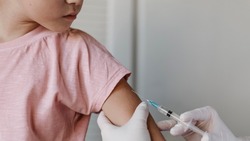 Завполиклиникой Борисовской ЦРБ Элла Охрименко напомнила о важности вакцинации детей от гриппа