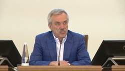 Евгений Савченко предложил взять под особый контроль трудоустройство белгородской молодёжи