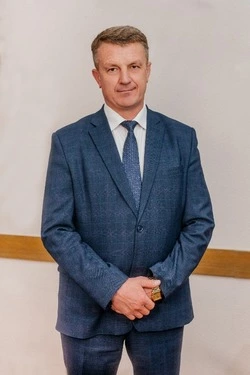 Владимир Переверзев поздравил жителей Борисовского района с Днём защитника Отечества
