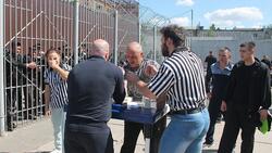 Заключённые колонии строгого режима поборолись за звание лидеров в футбольном матче