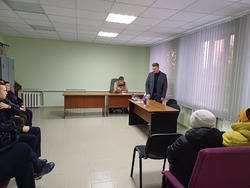 Владимир Переверзев побывал на встрече с жителями в селе Крюково 