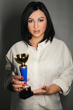 Марина Водяницкая вошла в тройку лучших мастеров перманентного макияжа Международного чемпионата
