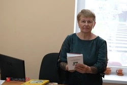 Библиотека – это вся её жизнь. Надежда Захарова уже тридцать семь лет на службе книге и людям