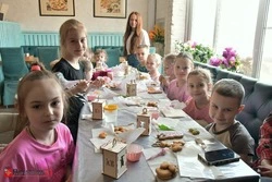 Волшебное время для детей. Анна Васильева проводит для ребятишек увлекательные мастер-классы