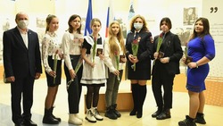 Шесть юных жительниц Борисовского района получили свои первые паспорта