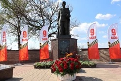Вечный огонь зажгли на мемориале по улице Красноармейской в Белгороде