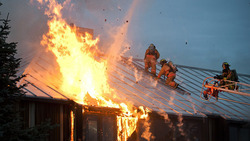 Пожар уничтожил дом в селе Стригуны Борисовского района