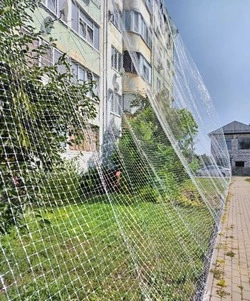Гладков сообщил о закрытии 145 жилых домов и социальных объектов антидроновой сеткой