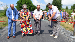 Открытие обновлённого участка дороги прошло в Красном Кутке Борисовского района