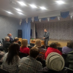 Владимир Переверзев встретился с жителями села Беленькое