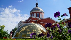 Новые золотые купола засияют на храме в селе Хотмыжск Борисовского района