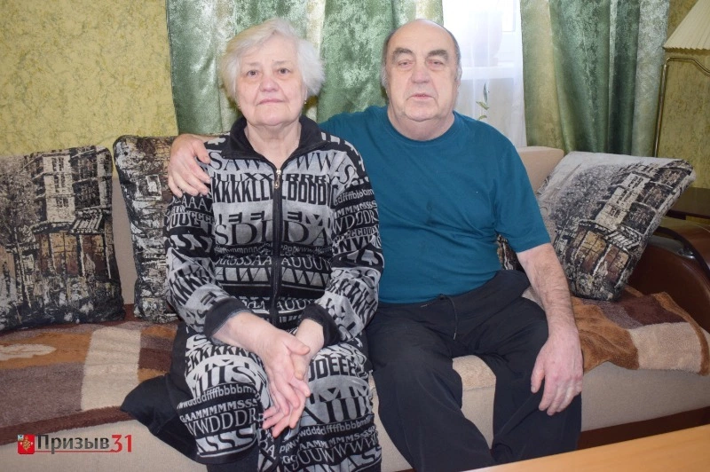 По пятёрке каждому. Сегодня Татьяна Алексеевна и Николай Иванович Гоенко отмечают изумрудную свадьбу