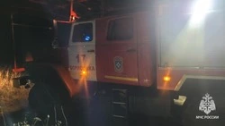 Сотрудники МЧС ликвидировали пожар в здании магазина в посёлке Борисовка