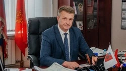 Владимир Переверзев поздравил работников дорожного хозяйства с профессиональным праздником