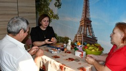 Борисовские соцработники навестили семейную пару из села Зозули в рамках проекта «Санаторий на дому»