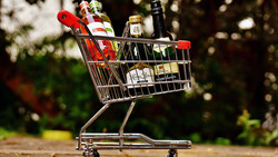 Правоохранители выявили незаконную продажу алкоголя в белгородском магазине