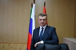 Владимир Переверзев поздравил работников и ветеранов агропромышленного комплекса с праздником