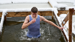 Власти оборудуют три места для крещенский купаний в Борисовском районе