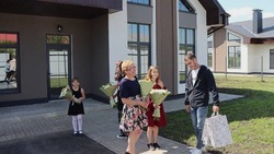 Вячеслав Гладков сообщил о ходе реализации программы предоставления жилья многодетным семьям 