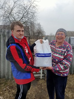 Акция поддержки одиноких  пожилых граждан от партии «Единая Россия» прошла в Борисовке