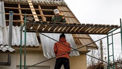 Владимир Переверзев проинформировал о ходе восстановления повреждённого в результате обстрелов жилья
