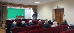 Владимир Переверзев встретился с жителями села Красный Куток