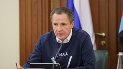 Вячеслав Гладков обязал ускорить восстановительные работы повреждённых 3 июля жилых помещений