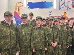 Десять учениц Борисовской школы №2 приняли участие в пятой лагерной смене центра «Воин»