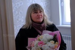 Счастливые квадратные метры. Ключи от нового дома в Борисовке получила многодетная семья Сосниных