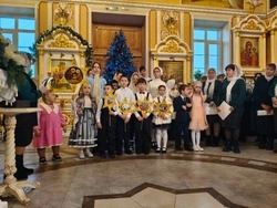 Епископ Губкинский и Грайворонский Авель возглавил Божественную литургию в Борисовке