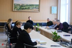 Заседание комиссии по соцконтрактам прошло в администрации Борисовского округа