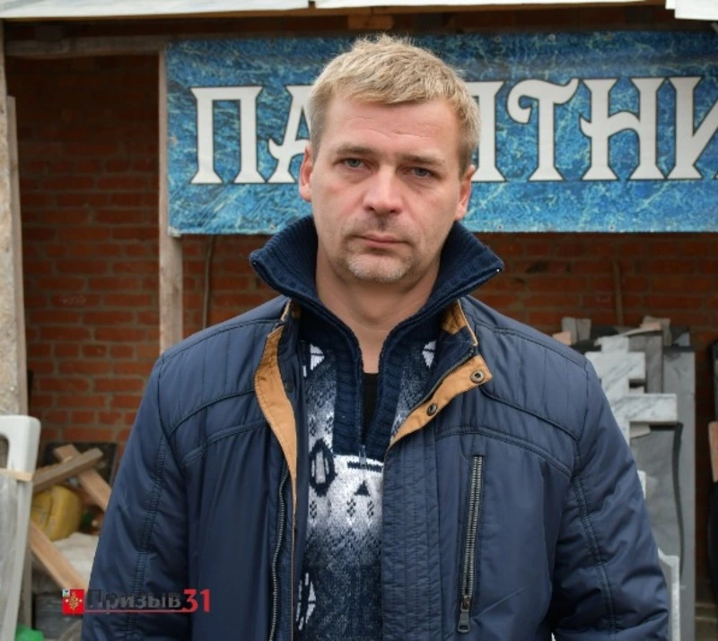 Борисовский предприниматель бесплатно восстановил памятник на месте захоронения крюковских партизан