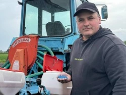 Александр Винник из Борисовского района получил грант на запуск производства подсолнечного масла