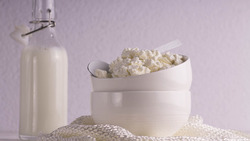 Дмитрий Медведев внёс изменения в правила продажи молочных продуктов