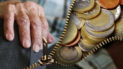 Более 3500 белгородских ветеранов уже получили юбилейные выплаты с апрельской пенсией